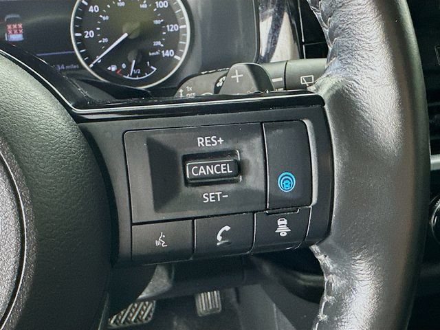 Used 2022 Nissan Pathfinder SL AWD/4WD image 13