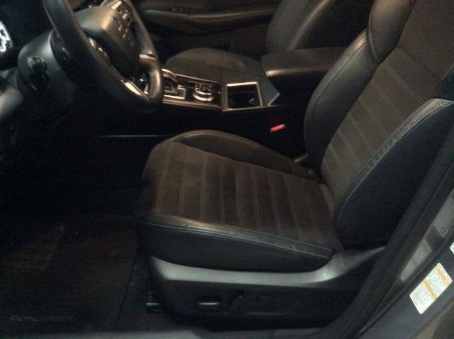 Used 2023 Mitsubishi Outlander SE image 39