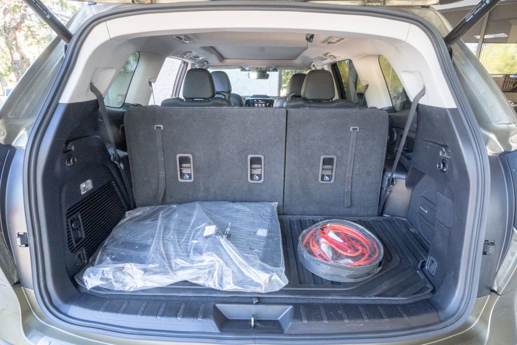 Used 2023 Subaru Ascent Limited w/ Technology Package AWD/4WD image 21