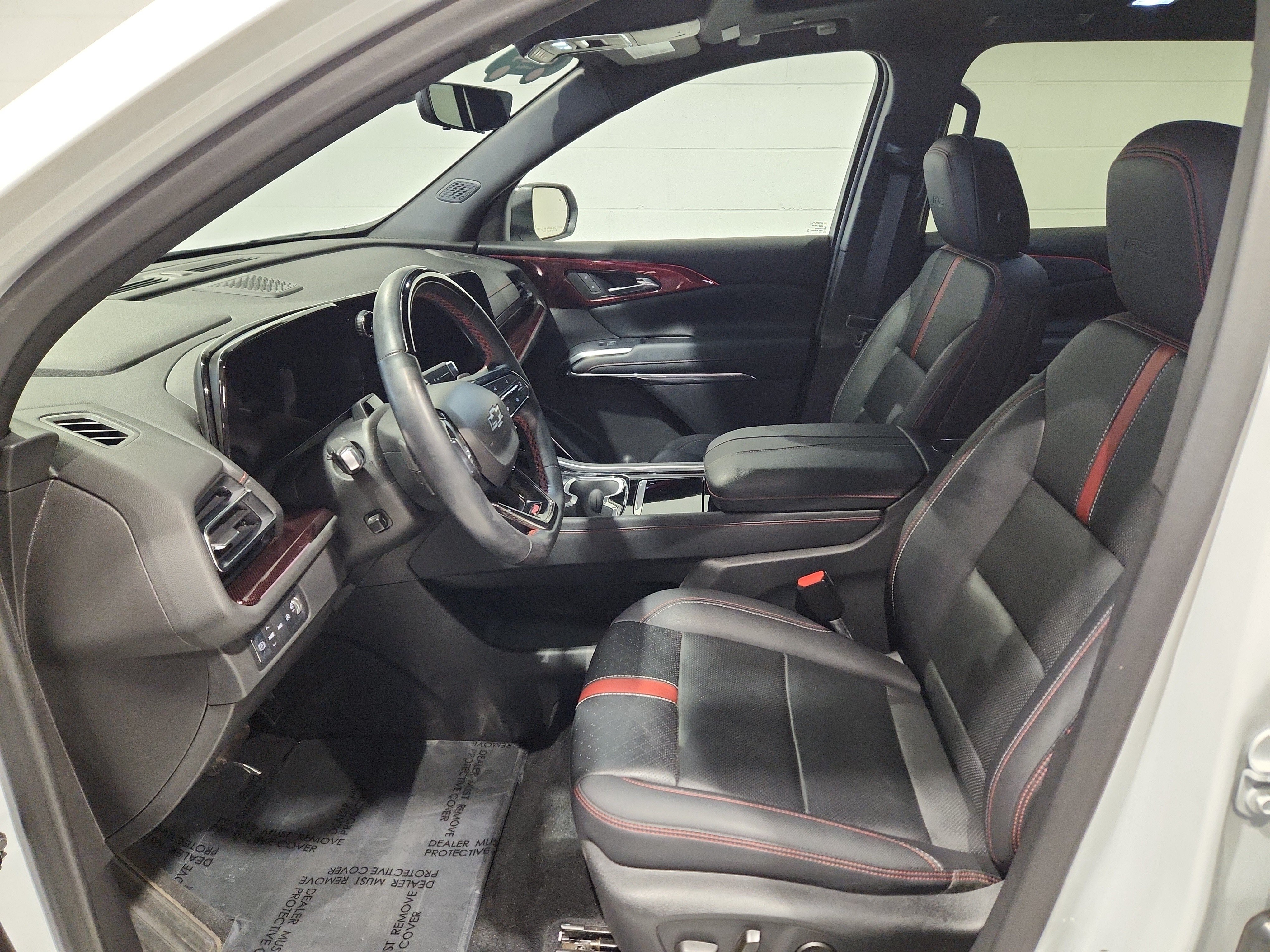 Certified 2024 Chevrolet Traverse RS w/ LPO, Floor Liner Package AWD/4WD image 4