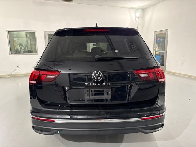Used 2023 Volkswagen Tiguan S FWD image 8