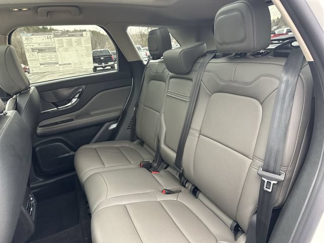 New 2025 Lincoln Corsair Reserve w/ Jet Appearance Package AWD/4WD image 27