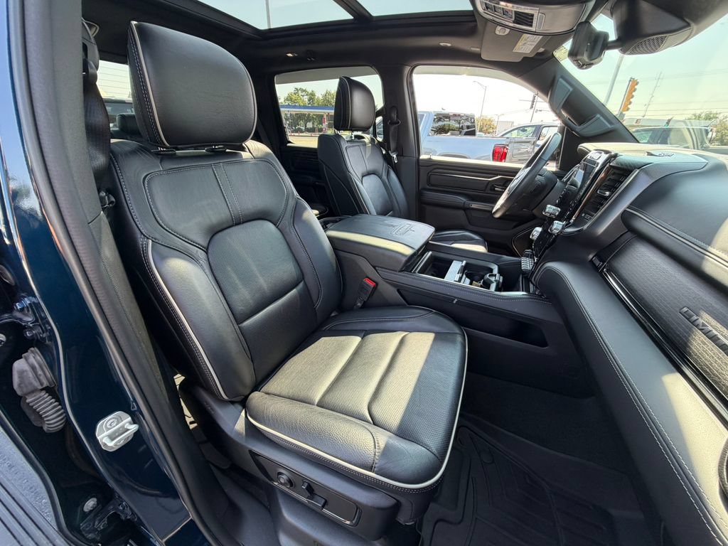 Used 2024 RAM 1500 Limited AWD/4WD image 18