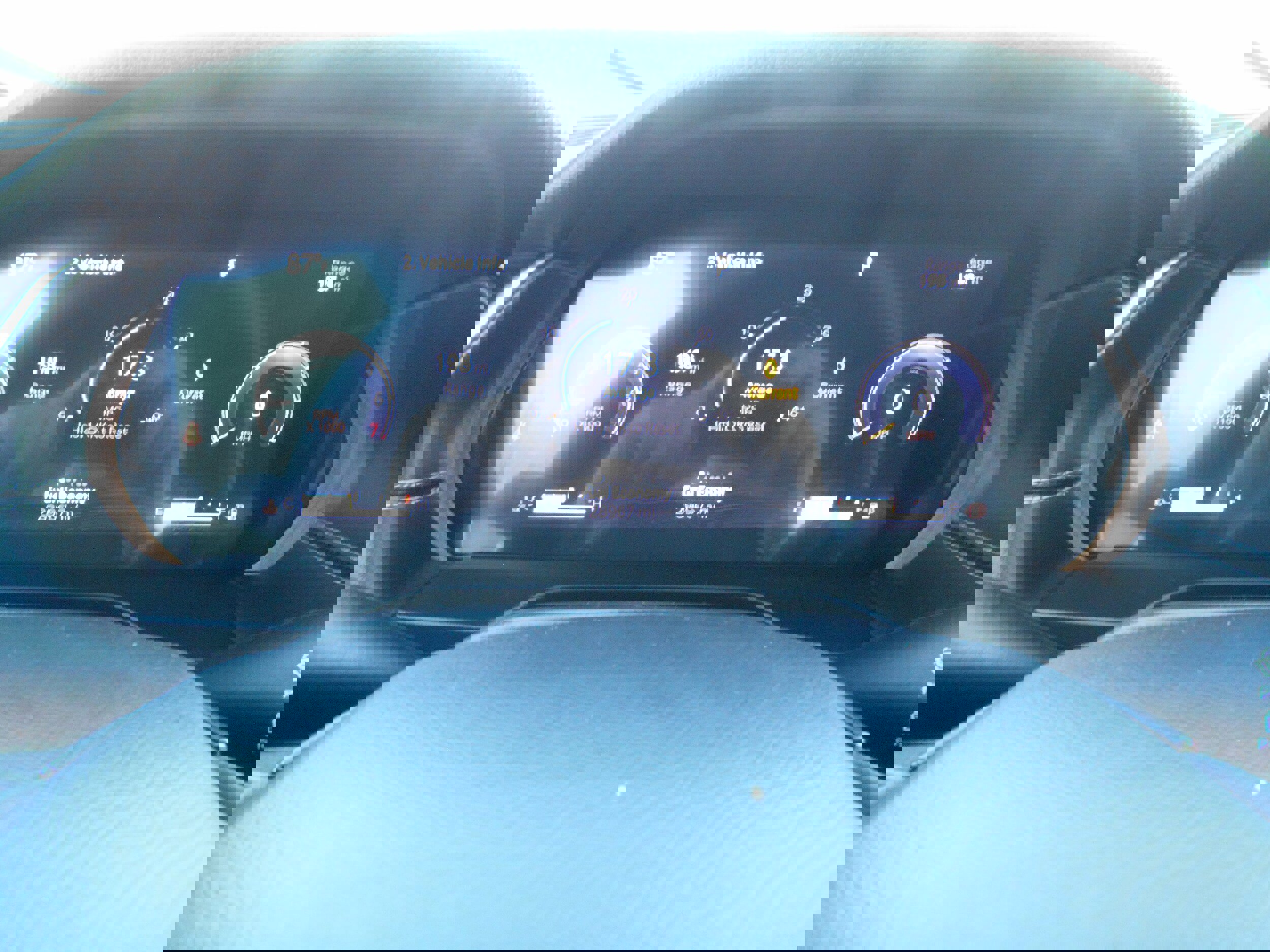 Used 2024 Jeep Grand Cherokee L Limited w/ Luxury Tech Group II image 10