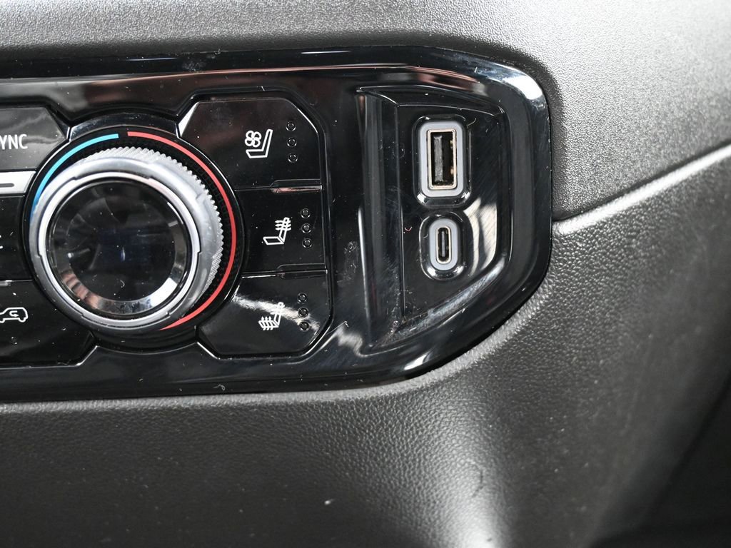 Used 2024 Chevrolet Silverado 1500 LTZ image 18