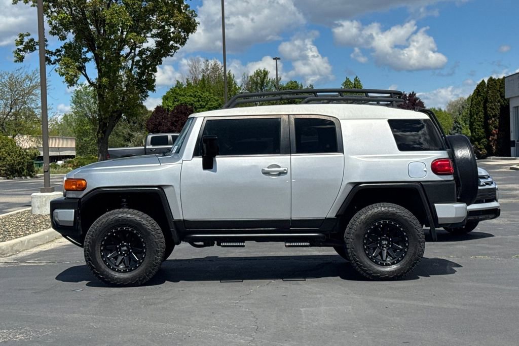 Used 2008 Toyota FJ Cruiser 4WD image 7