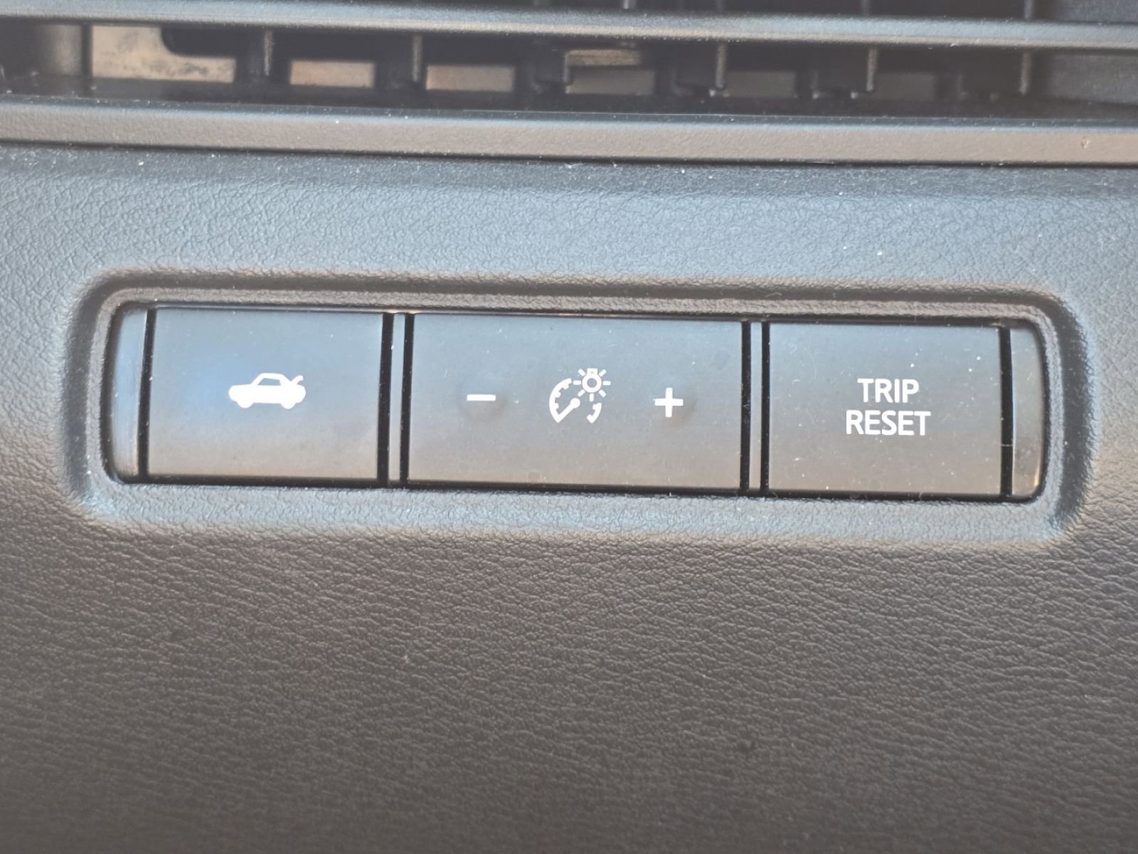 Used 2025 Nissan Altima 2.5 SV image 29