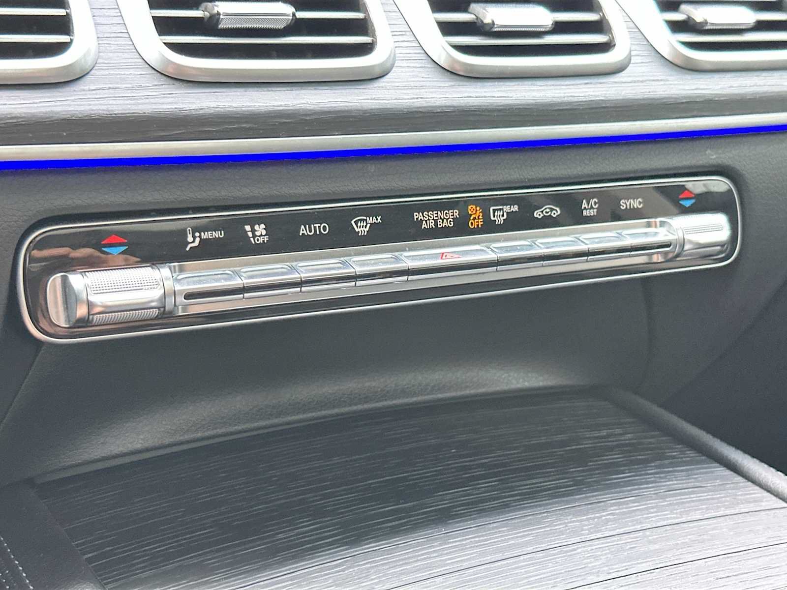Certified 2025 Mercedes-Benz GLE 580 4MATIC image 16