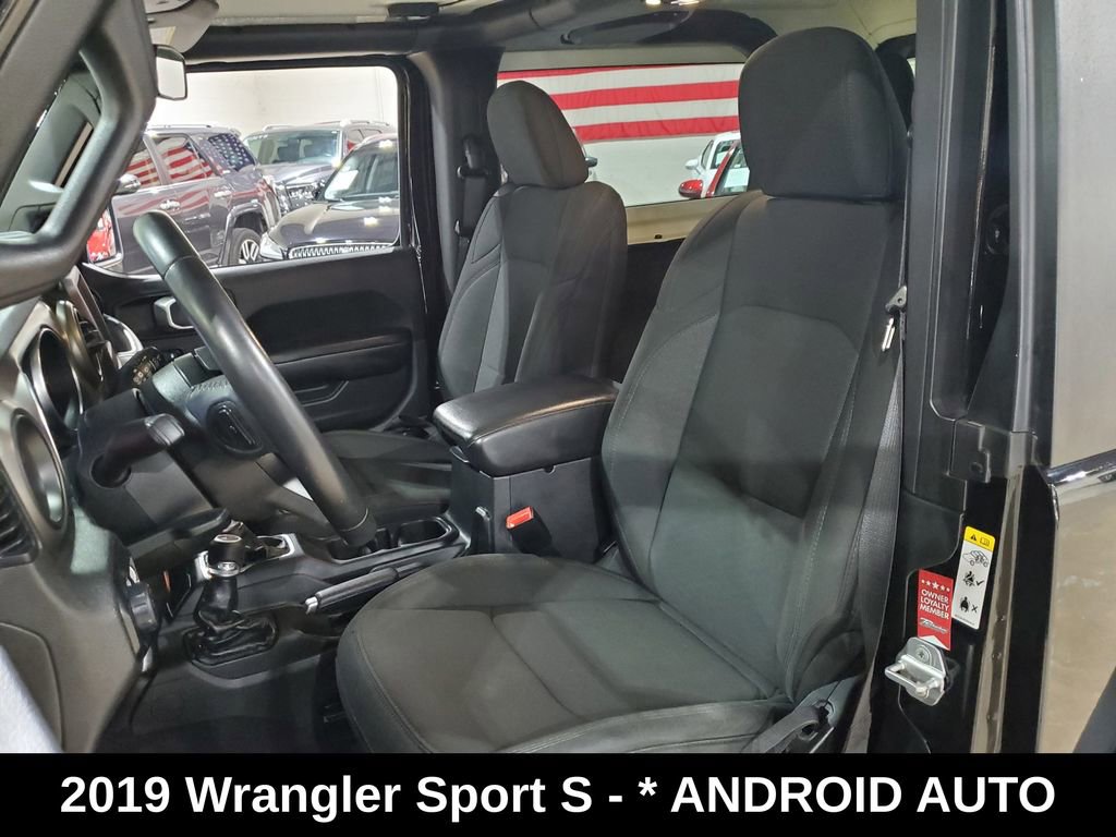 Used 2019 Jeep Wrangler Sport S image 6