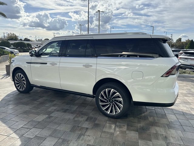 New 2025 Lincoln Navigator L Black Label image 4