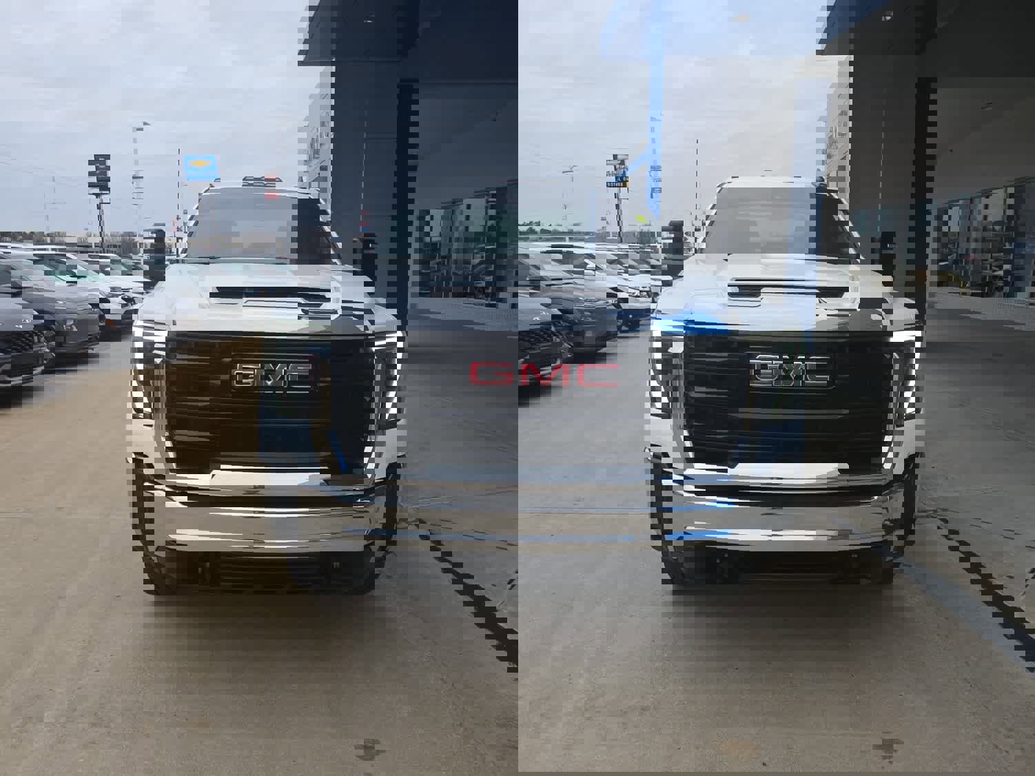 Used 2024 GMC Sierra 2500 Pro image 4