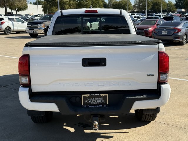 Used 2018 Toyota Tacoma TRD Sport AWD/4WD image 5