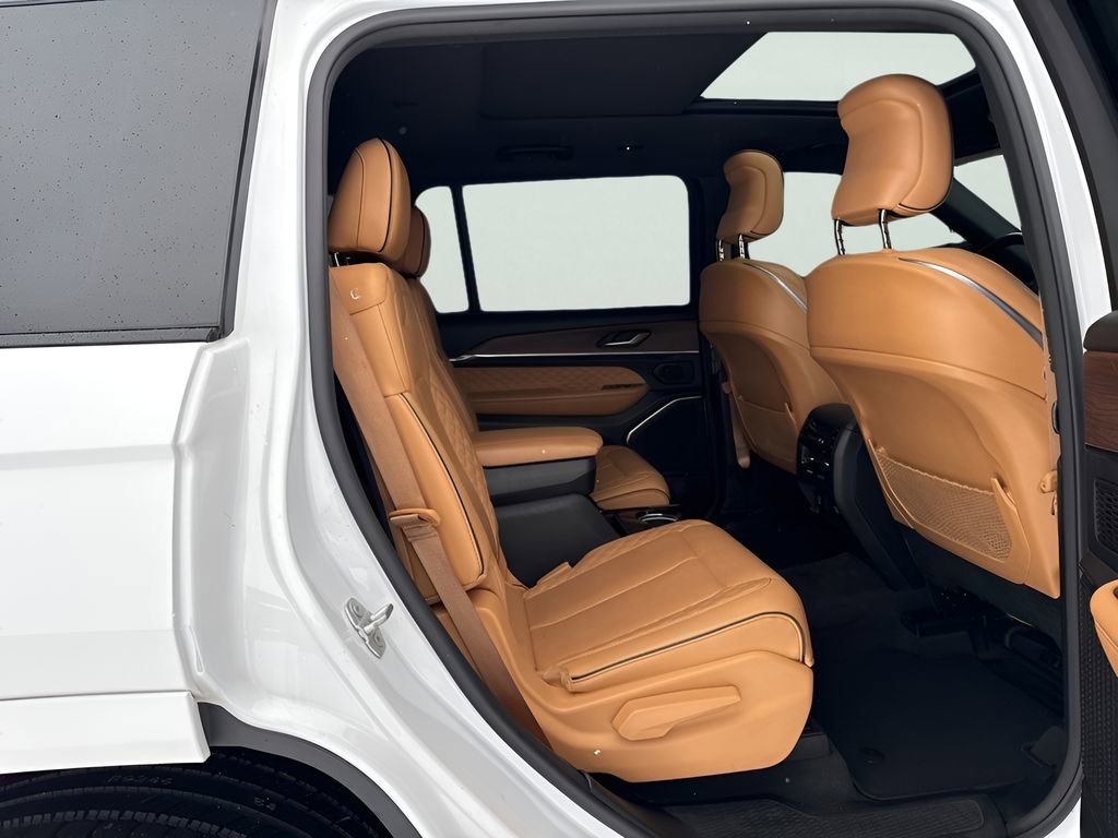 Used 2022 Jeep Grand Cherokee L Summit w/ Advanced Protech Group IV image 13