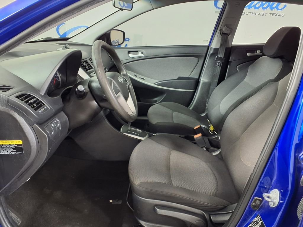 Used 2014 Hyundai Accent GS FWD image 11