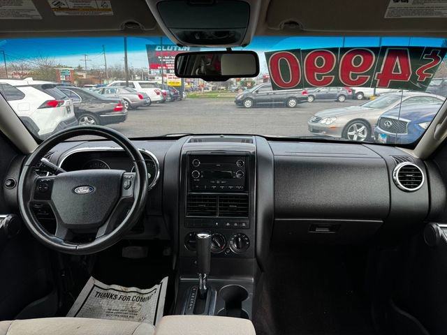 Used 2008 Ford Explorer XLT AWD/4WD image 17