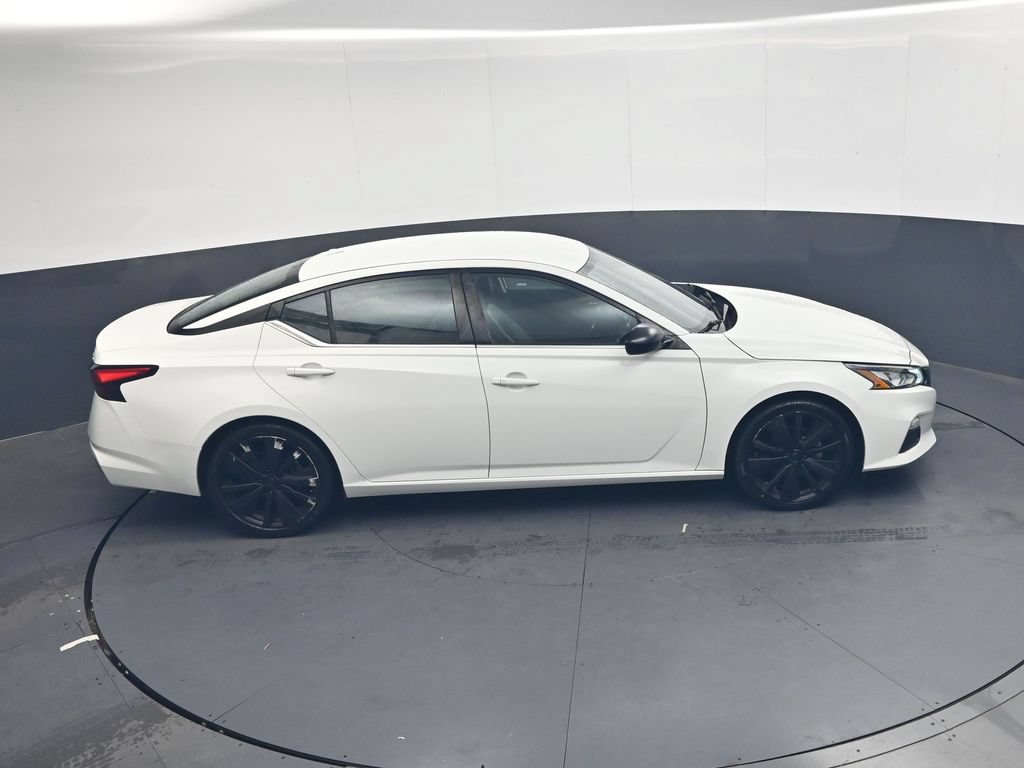 Used 2022 Nissan Altima 2.5 SR FWD image 39