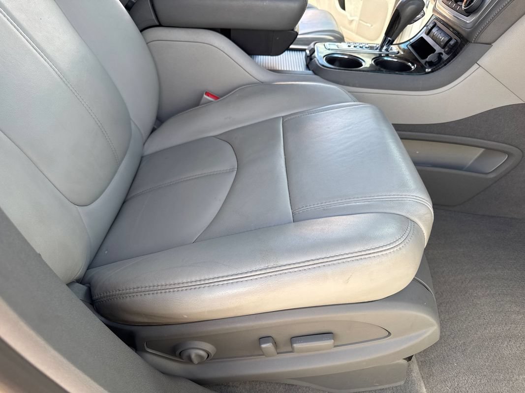 Used 2013 GMC Acadia SLT AWD/4WD image 38