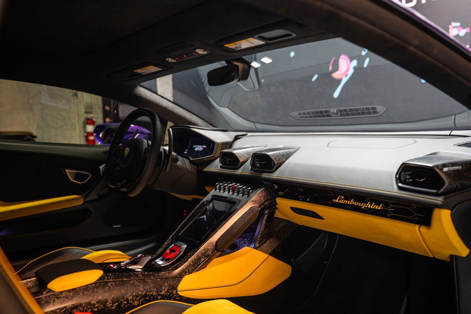 Used 2022 Lamborghini Huracan EVO image 10