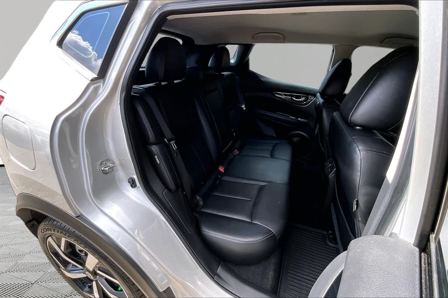 Used 2022 Nissan Rogue Sport SL AWD/4WD image 20