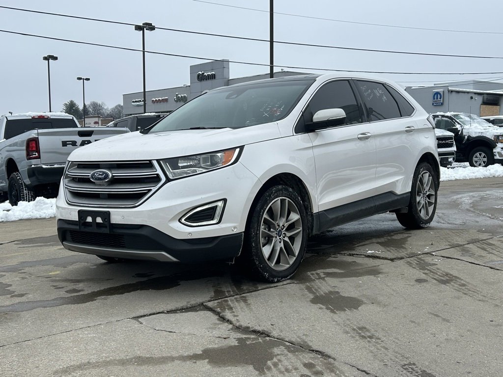 Used 2018 Ford Edge Titanium w/ Equipment Group 302A image 2