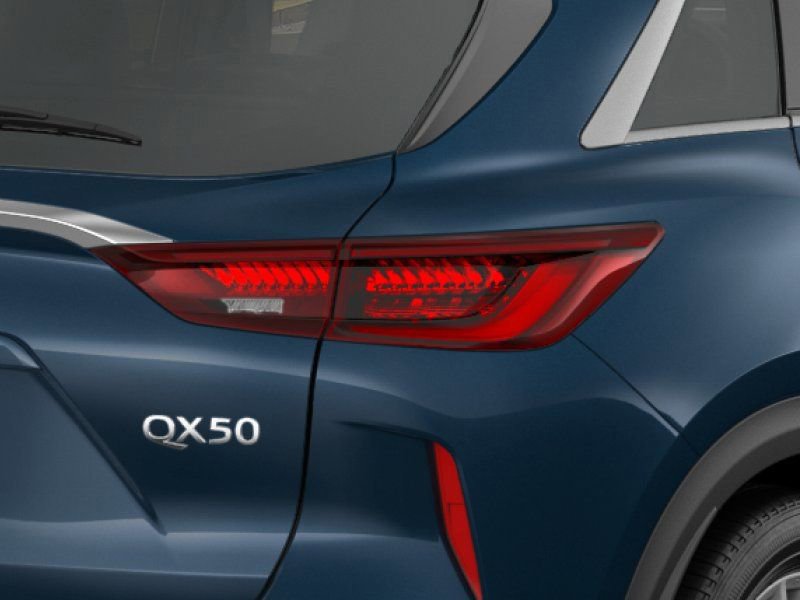 New 2025 INFINITI QX50 Luxe image 11