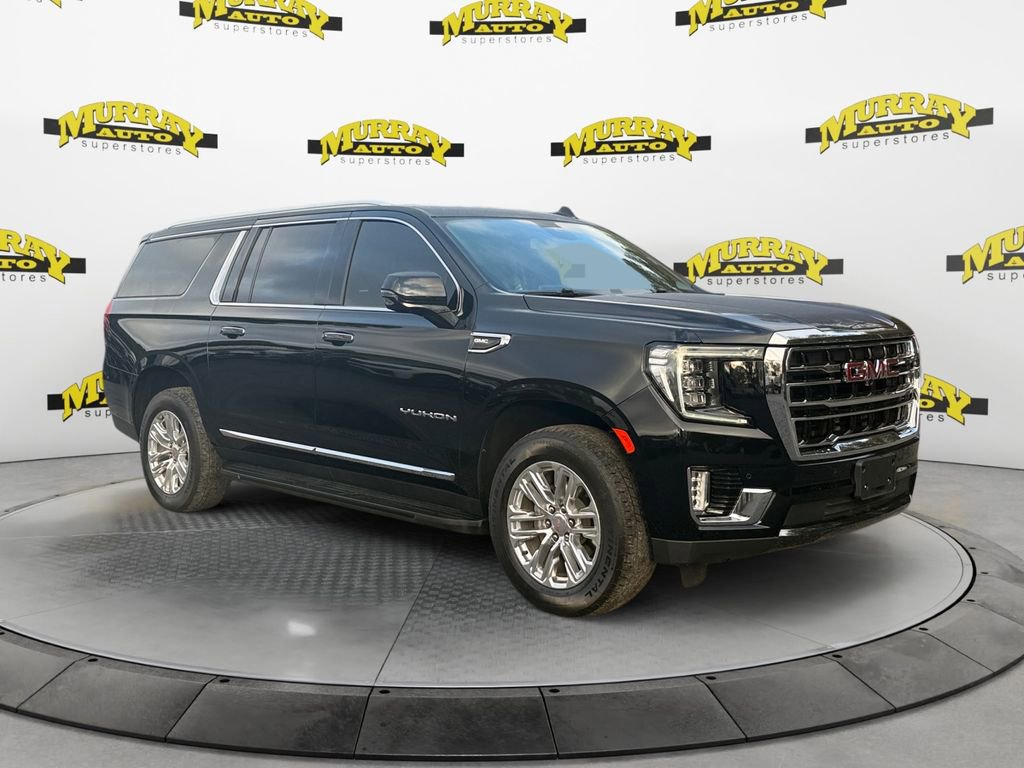 Used 2024 GMC Yukon XL SLT w/ SLT Luxury Package image 7