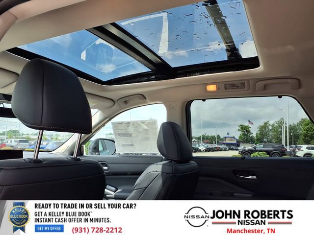 New 2026 Nissan Pathfinder SL w/ SL Premium Package FWD image 10
