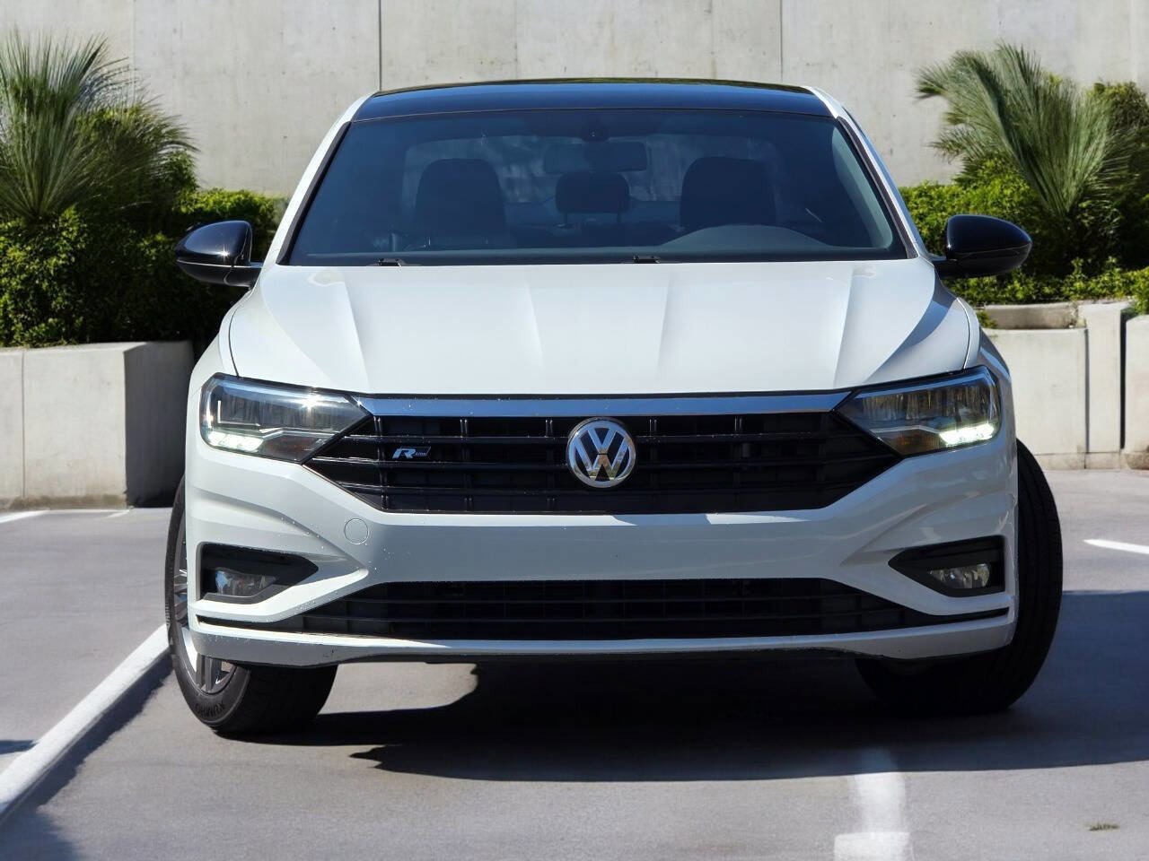 Used 2019 Volkswagen Jetta R-Line image 3