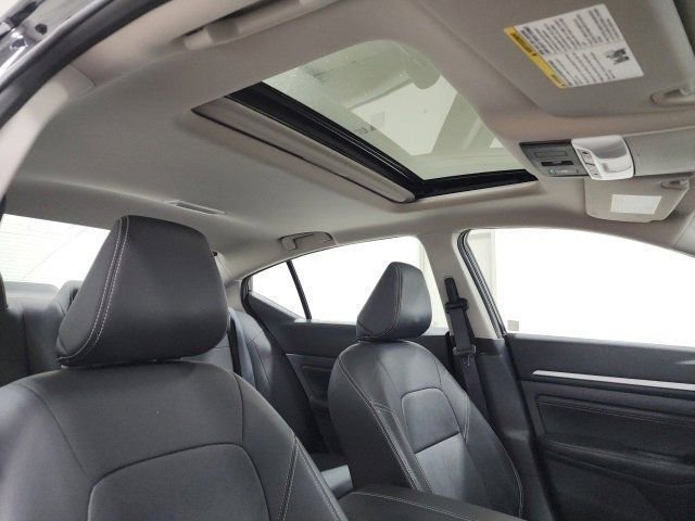 Used 2023 Nissan Altima 2.5 SL image 8