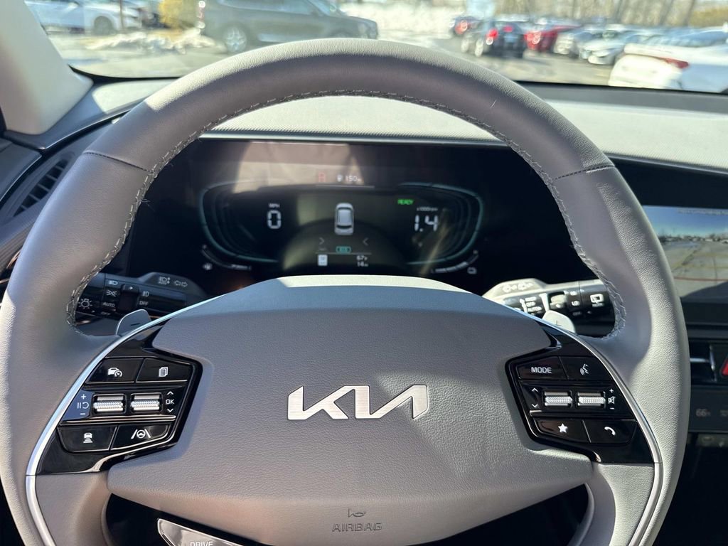New 2026 Kia Niro SX Touring image 11