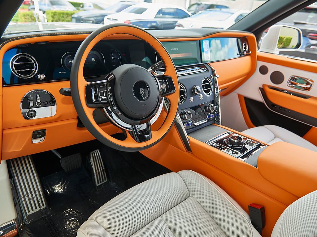 Certified 2025 Rolls-Royce Cullinan image 10