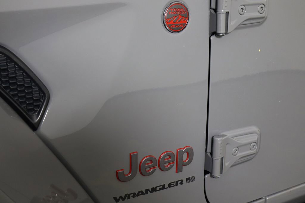 Used 2023 Jeep Wrangler Rubicon w/ LED Lighting Group image 42
