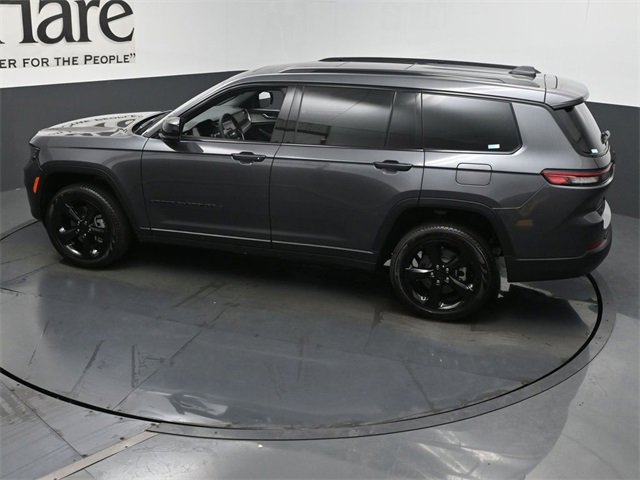 Used 2025 Jeep Grand Cherokee L Limited w/ Black Appearance Package image 44