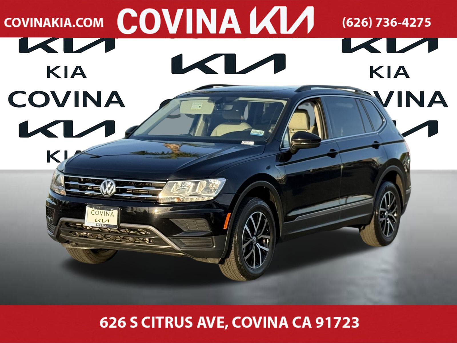 Used 2021 Volkswagen Tiguan SE w/ Panoramic Sunroof Package image 4