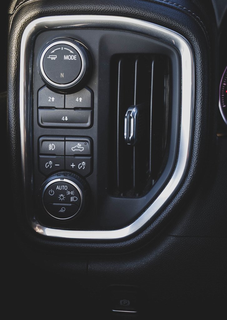 Used 2020 Chevrolet Silverado 2500 LT w/ All Star Edition image 10