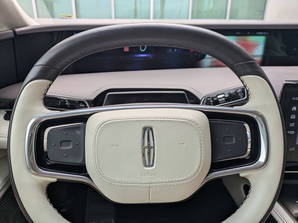 Certified 2024 Lincoln Nautilus Black Label AWD/4WD image 33