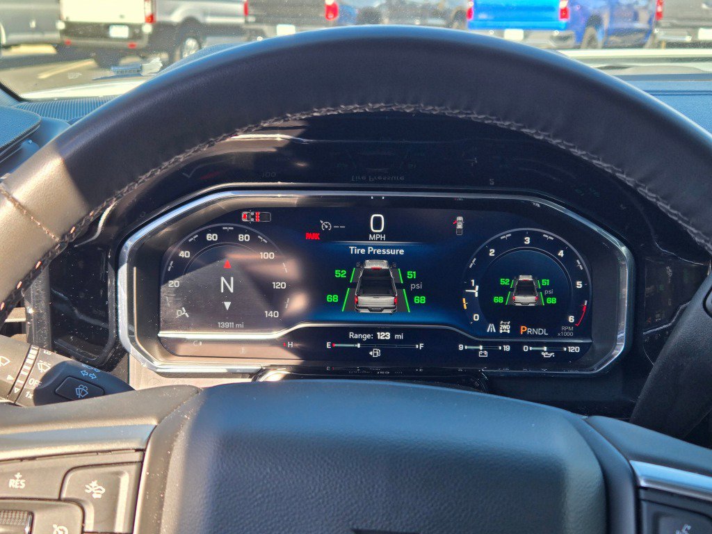 Certified 2025 Chevrolet Silverado 2500 LT w/ Convenience Package image 32