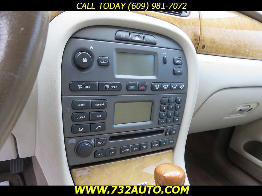 Used 2004 Jaguar X-TYPE 3.0 image 11