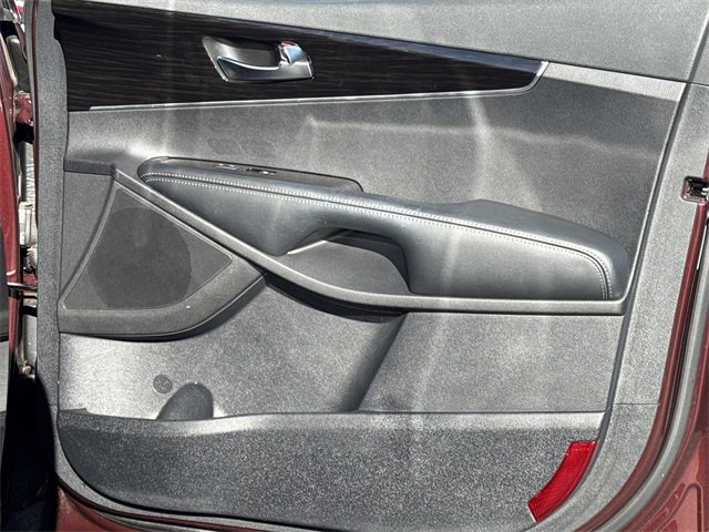 Used 2019 Kia Sorento LX w/ LX Convenience Package image 14