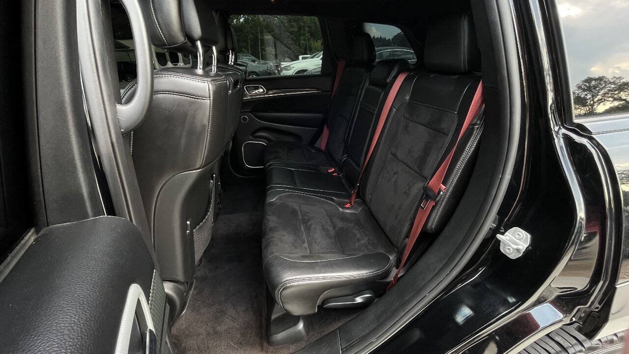 Used 2018 Jeep Grand Cherokee Trackhawk AWD/4WD image 22
