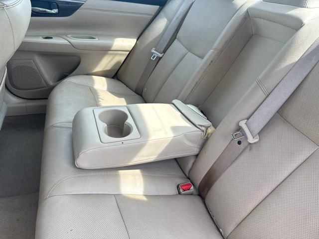 Used 2013 Nissan Altima 3.5 SL FWD image 17