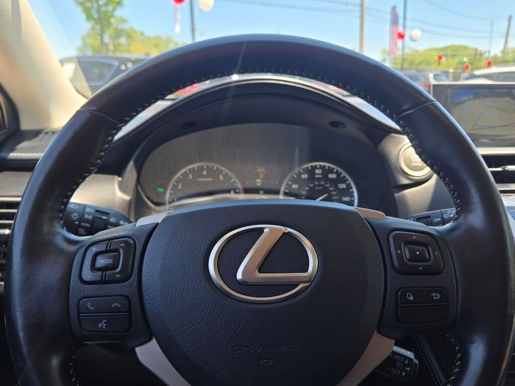 Used 2017 Lexus NX 200t AWD w/ Premium Package image 38