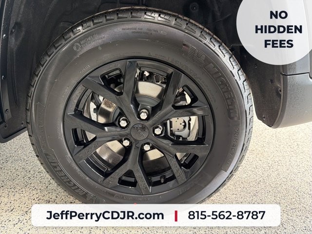 New 2026 Jeep Grand Cherokee Altitude AWD/4WD image 32