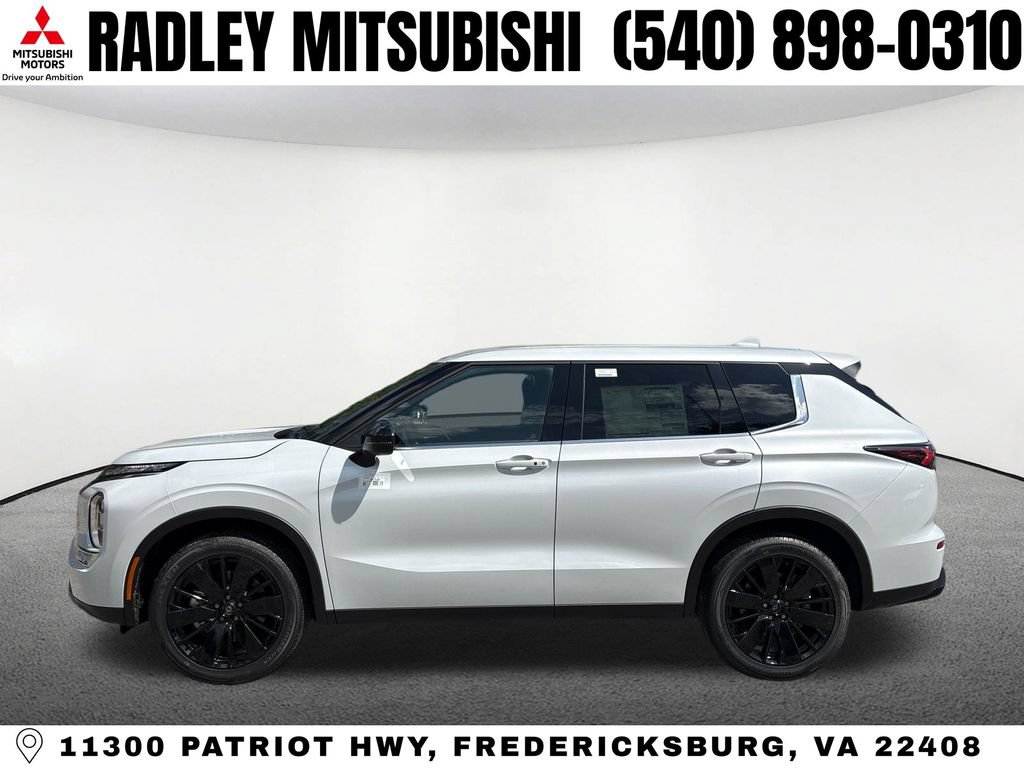 New 2026 Mitsubishi Outlander LE AWD/4WD image 17