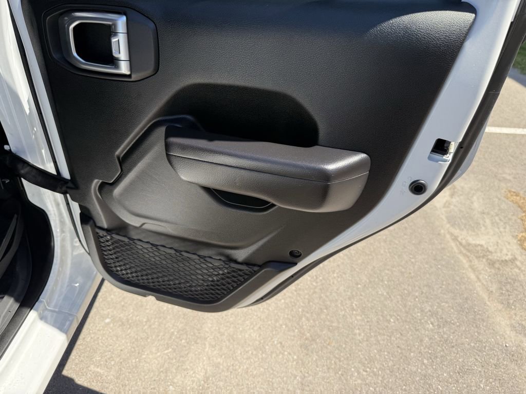 Used 2020 Jeep Gladiator Sport w/ Quick Order Package 24S image 35