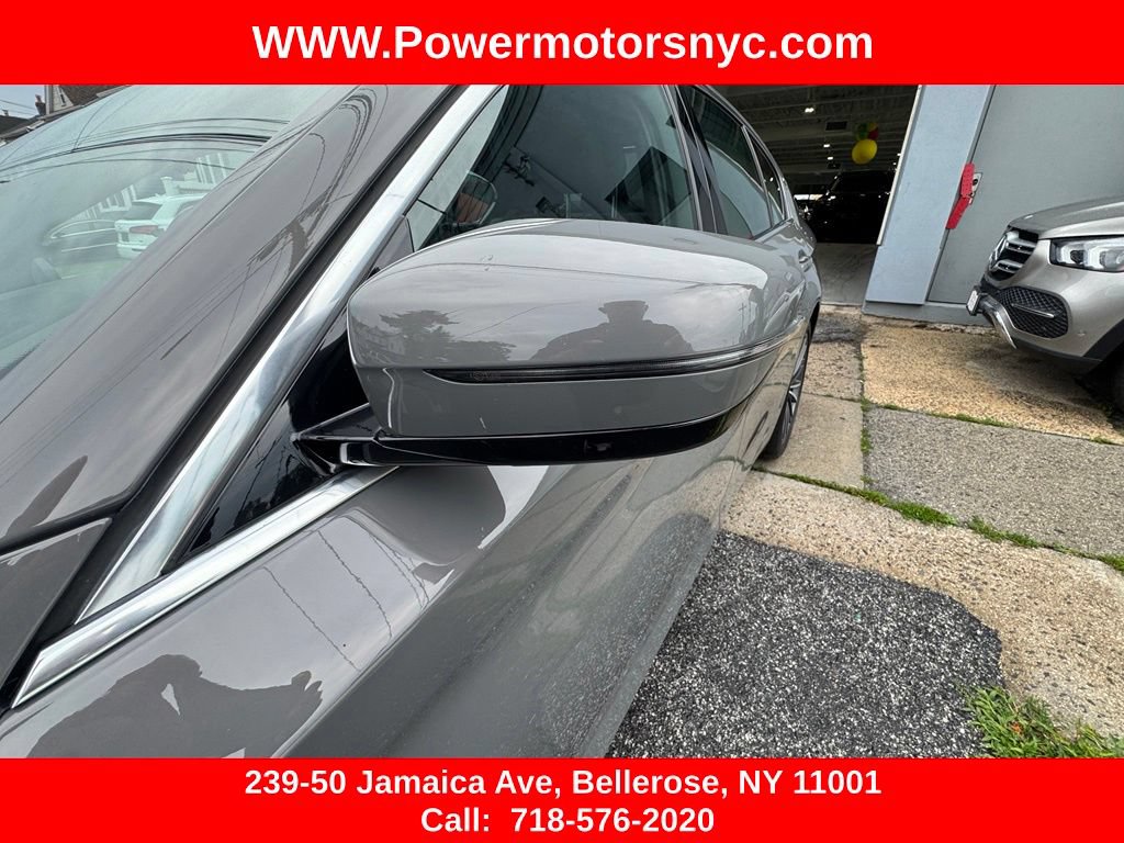 Used 2021 BMW 530i xDrive w/ Executive Package AWD/4WD image 10