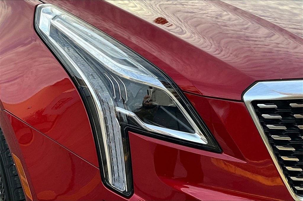 Used 2021 Cadillac XT5 Premium Luxury image 29