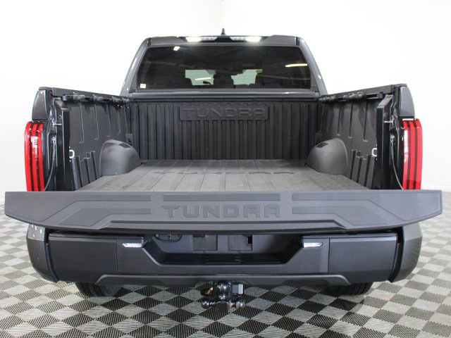 Used 2025 Toyota Tundra SR5 AWD/4WD image 15