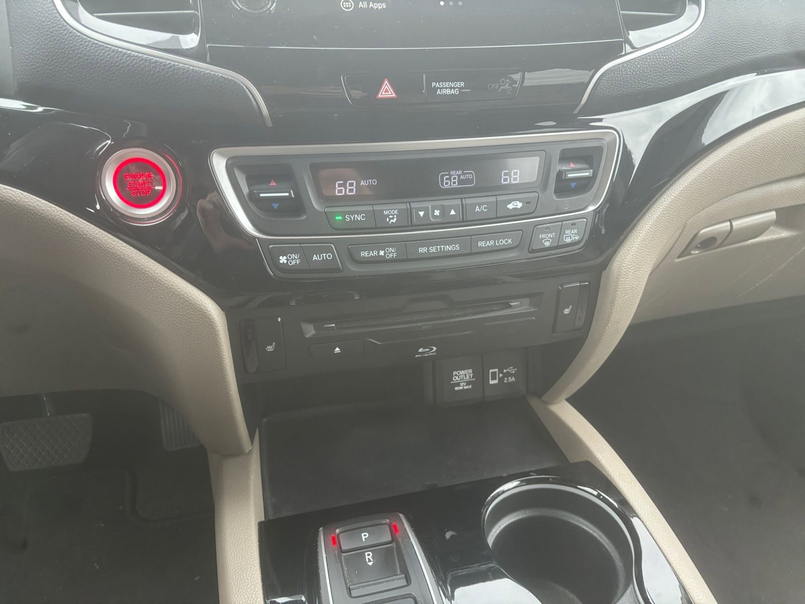 Used 2020 Honda Pilot Touring image 27