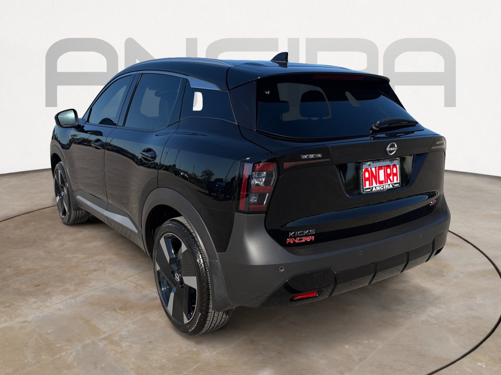 Used 2026 Nissan Kicks SR FWD image 9